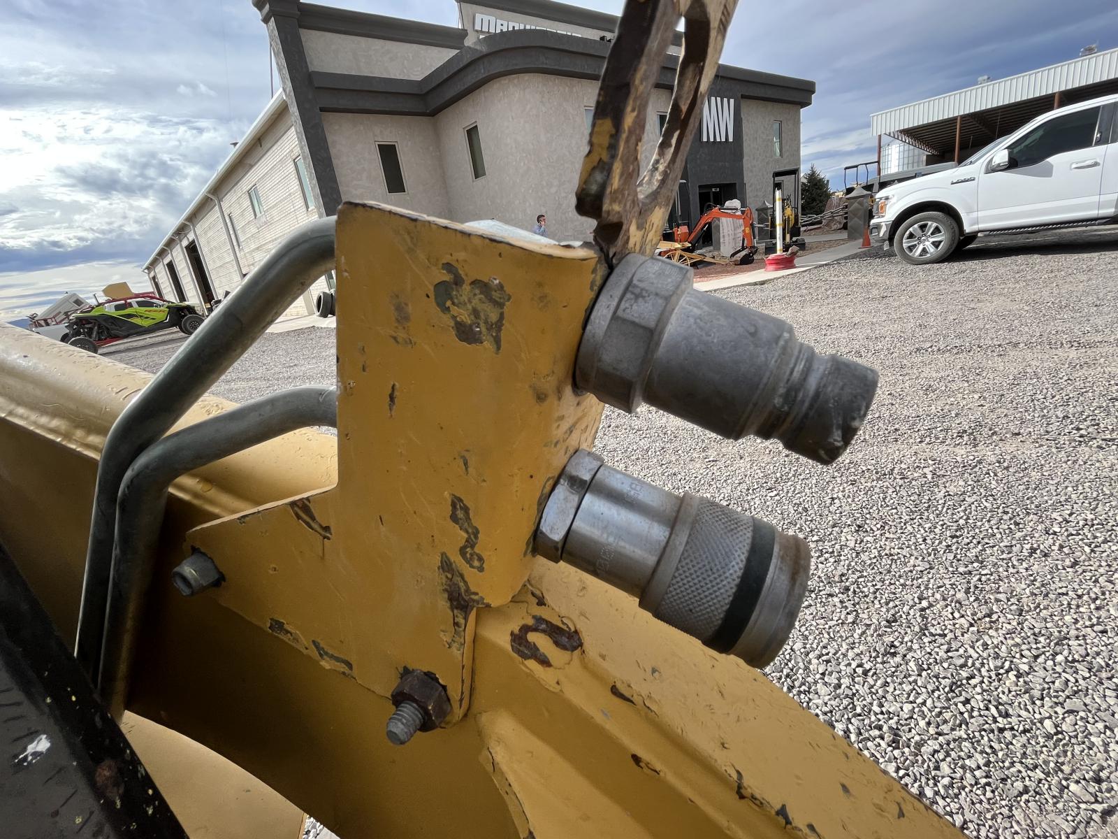 ./imagenes/INVOICE/2019/16885/MINICARGADOR CATERPILLAR 226B3 (13).JPG